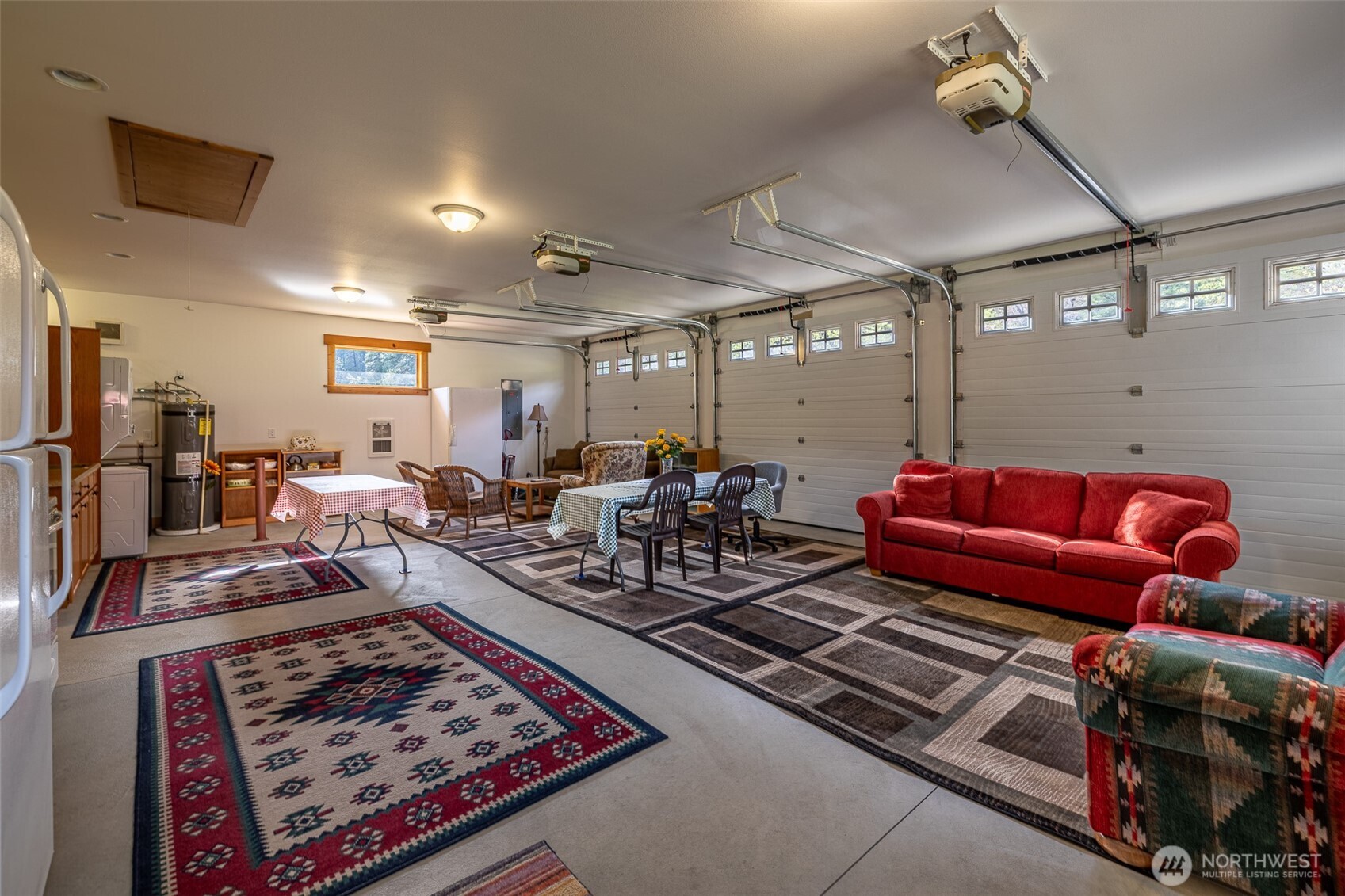 8895 Eagle Creek