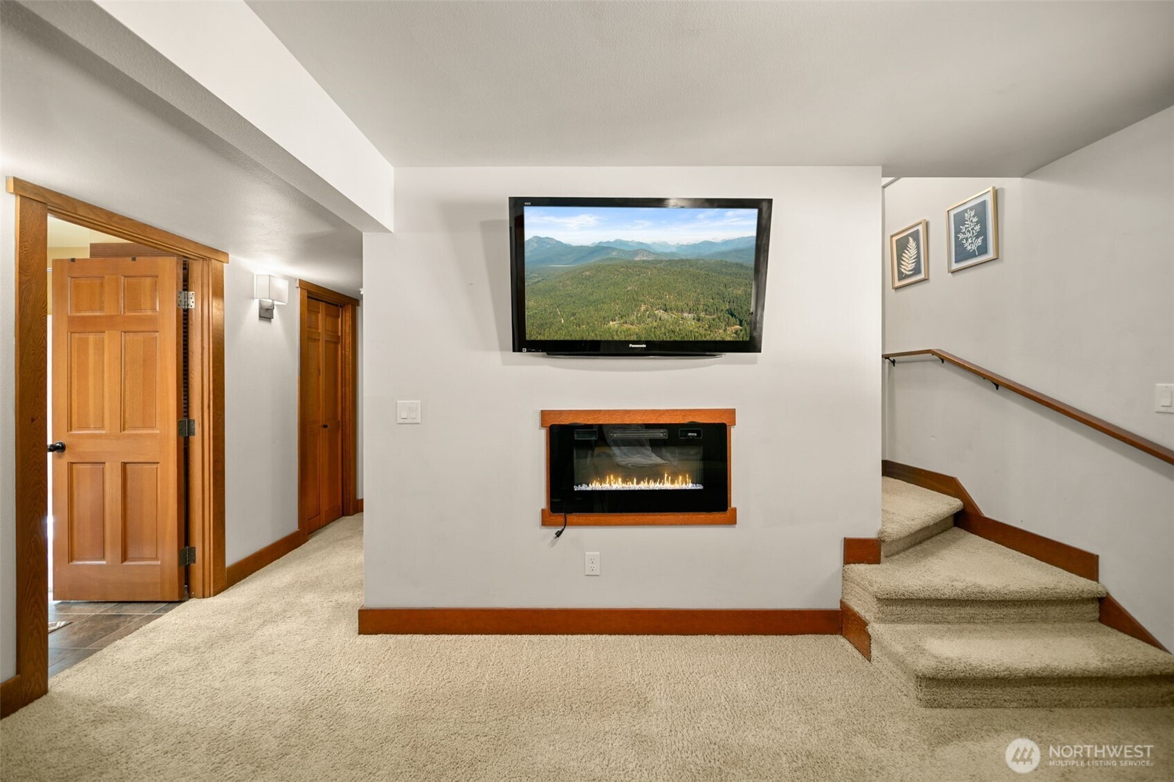 2457 Salal Drive
