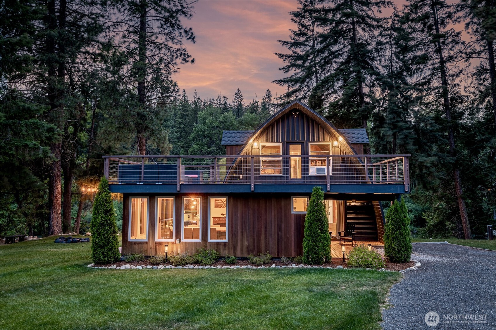 18832 Pine Loop