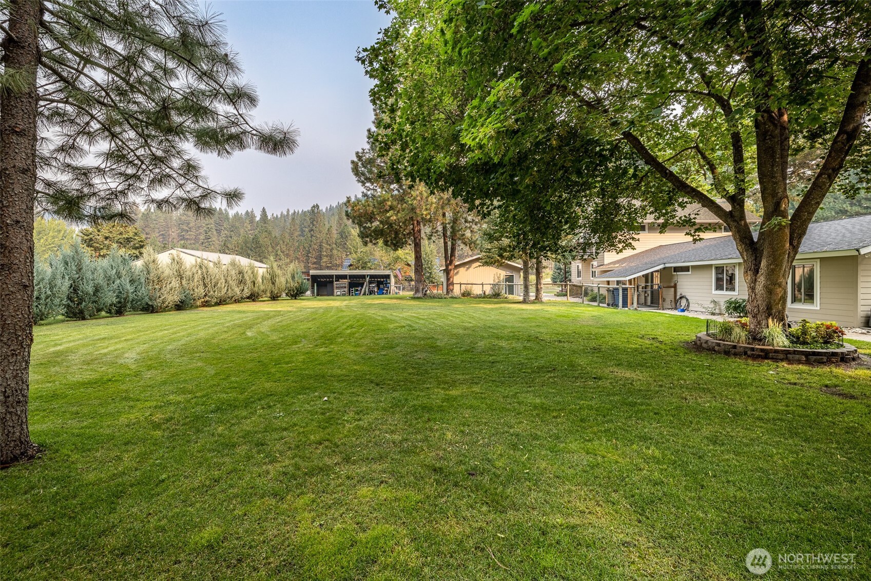 124 Cross Creek