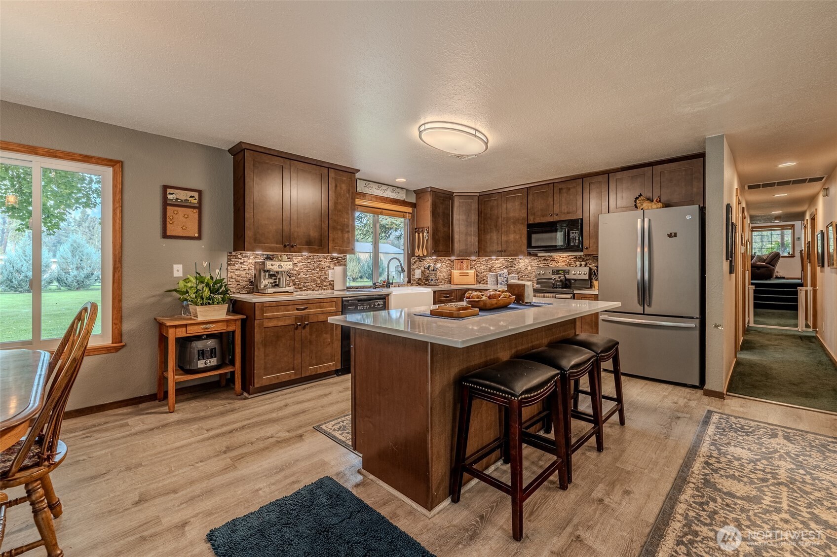 124 Cross Creek