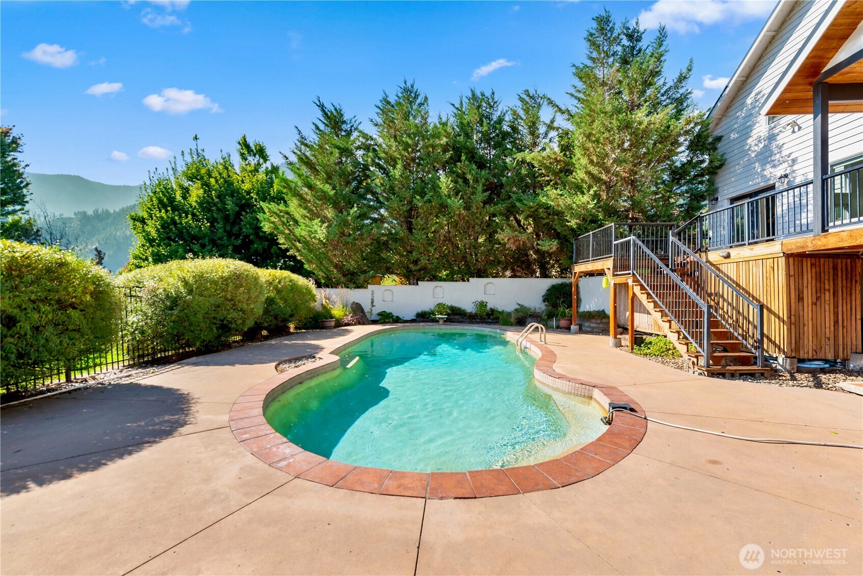 12345 Village View Drive