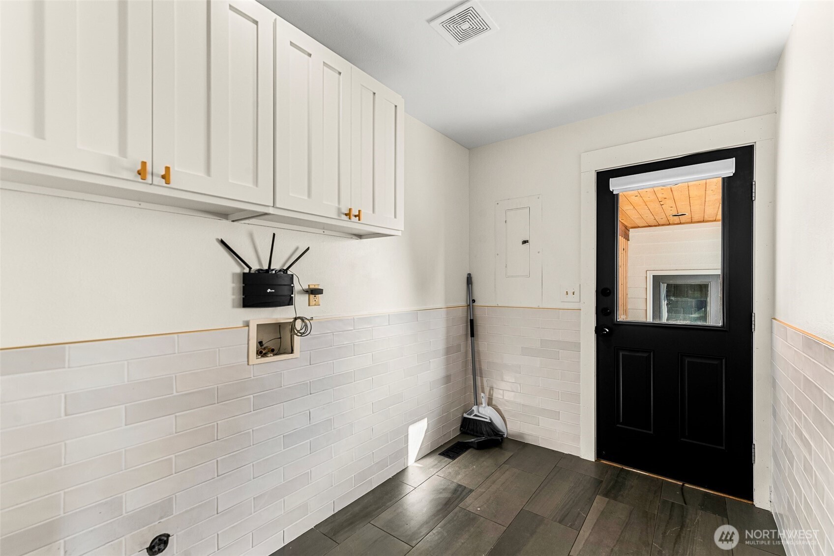 12345 Village View Drive