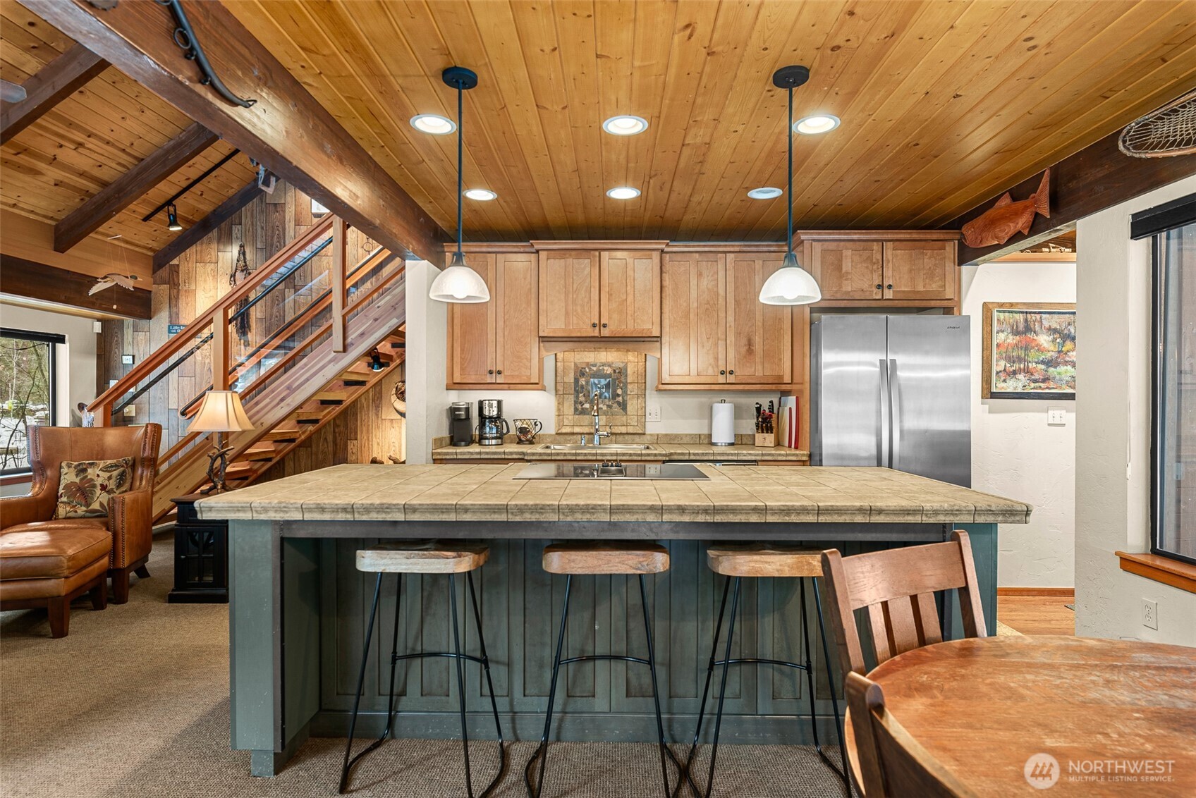 2304 Pine Tree Lane
