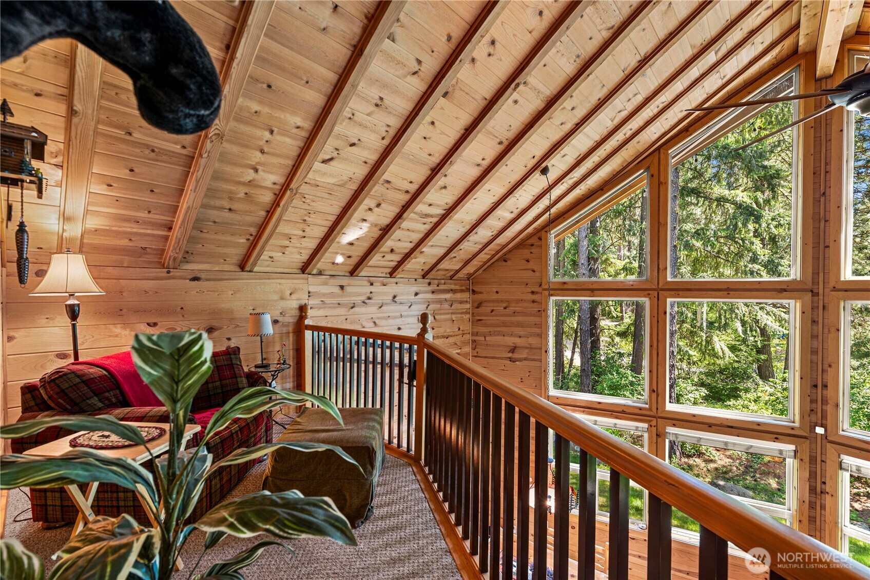 18880 Pine Loop