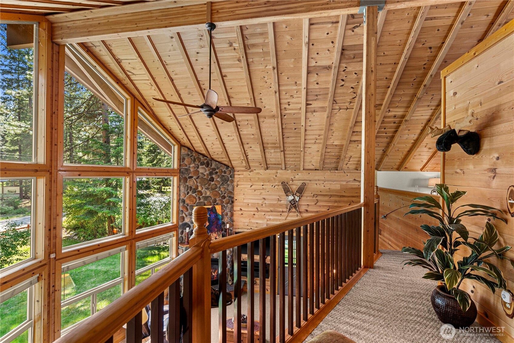 18880 Pine Loop