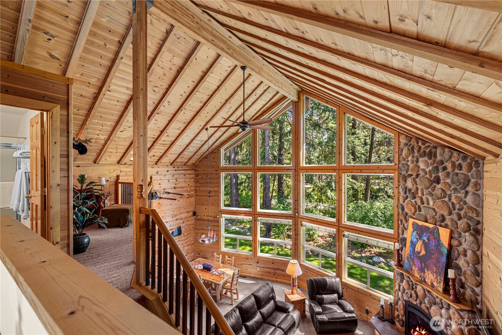 18880 Pine Loop