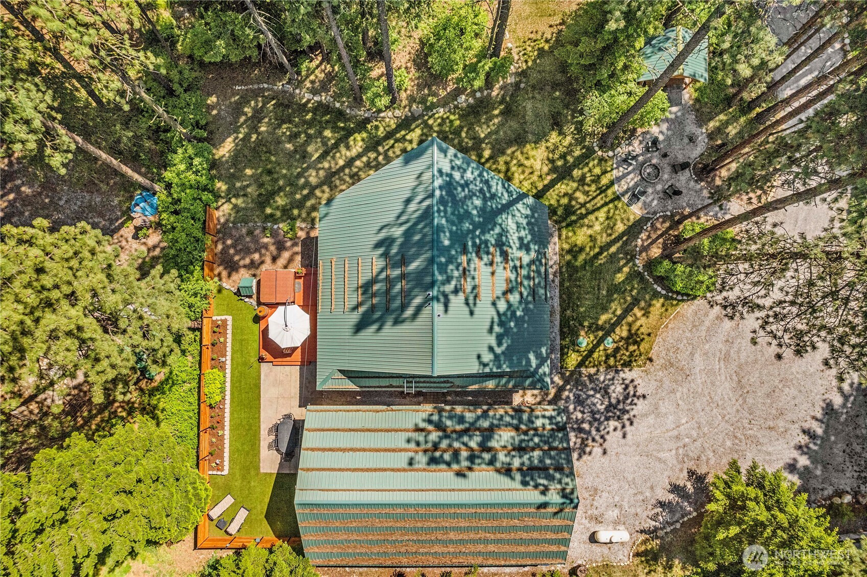 18880 Pine Loop