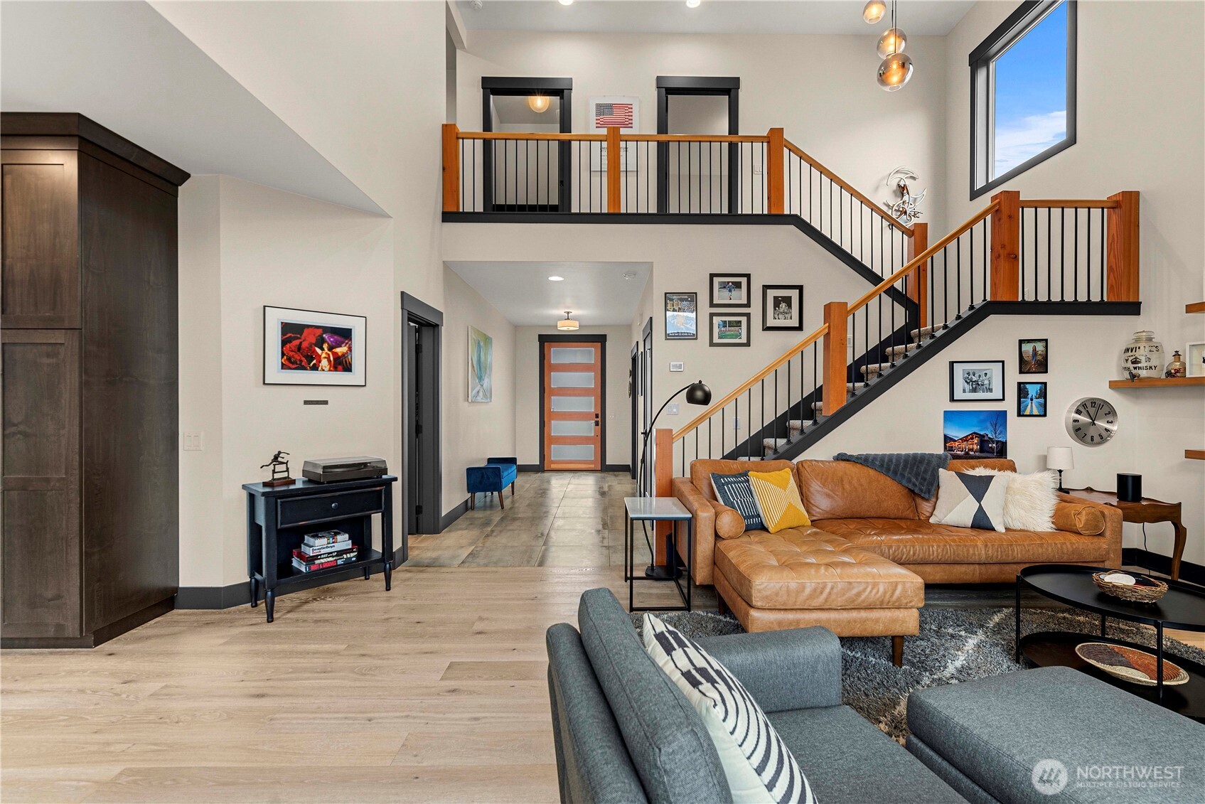336 Pinegrass