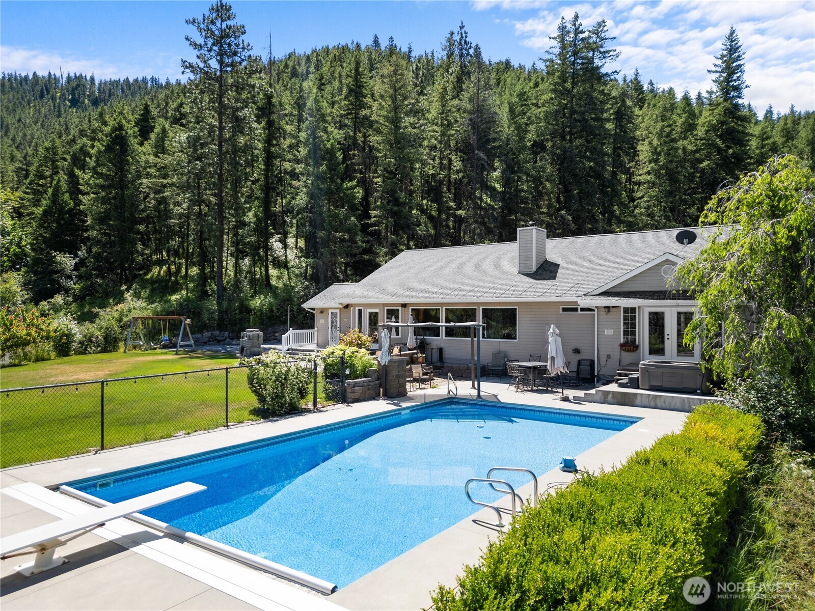 1395 Mission Creek