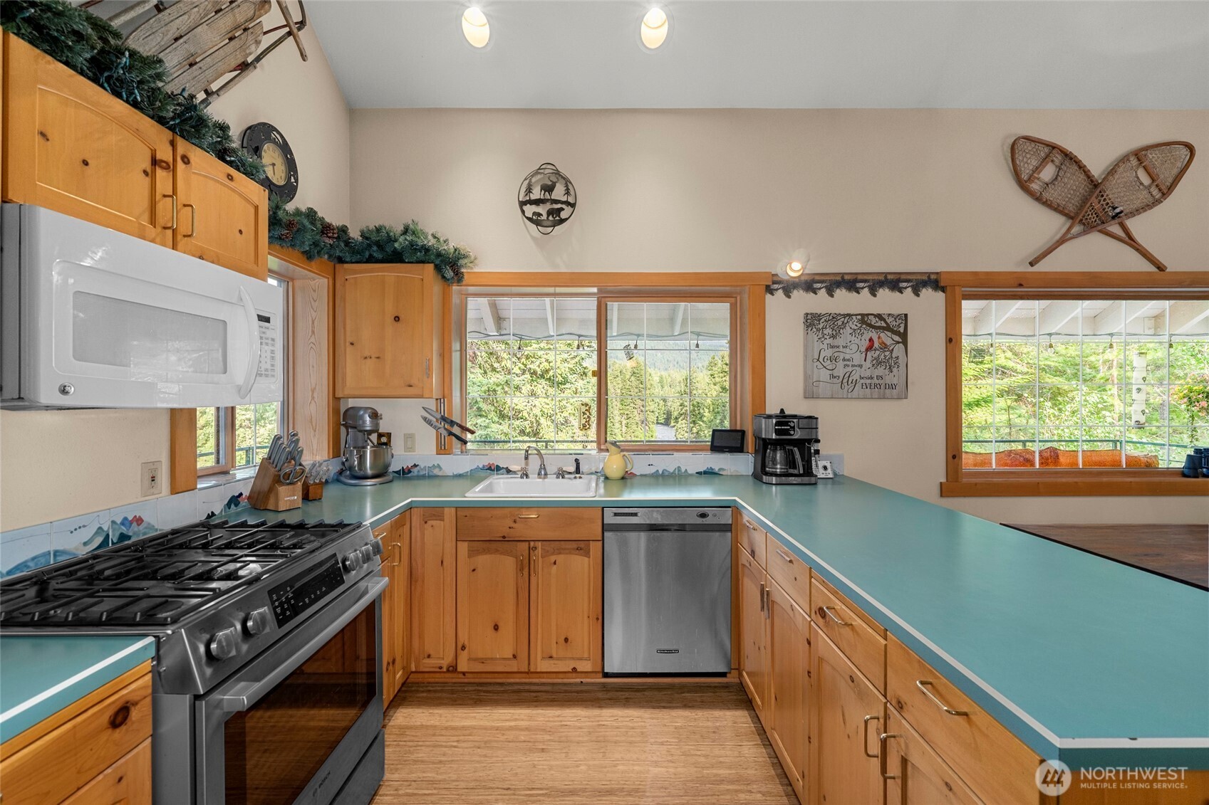 2290 Riffle Drive