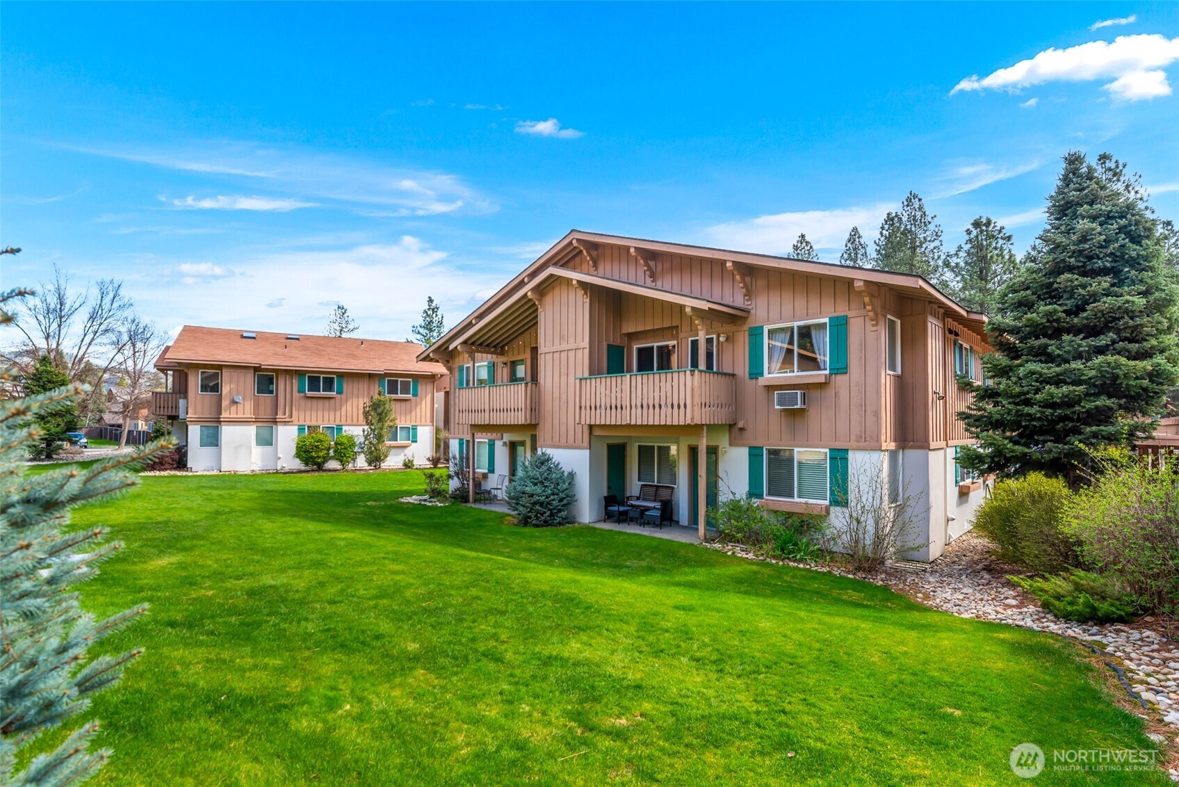 480 Alpine Place