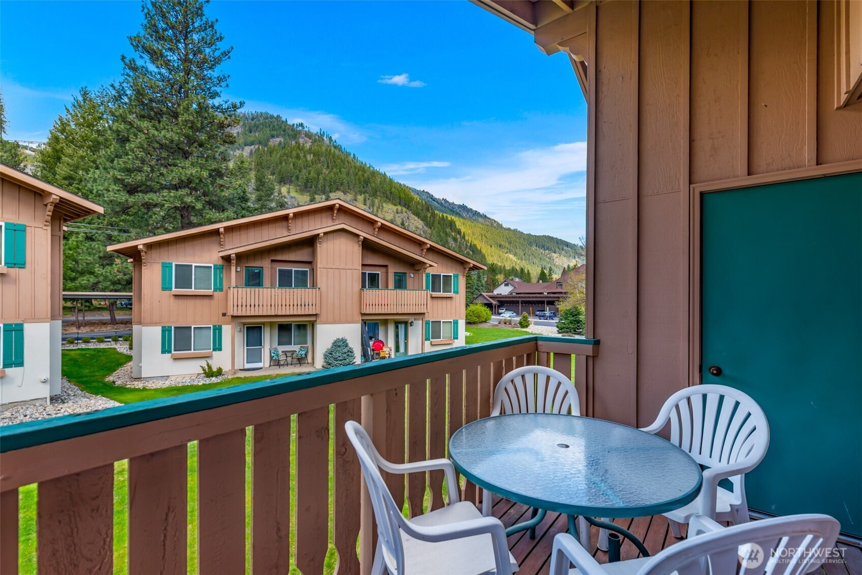 480 Alpine Place