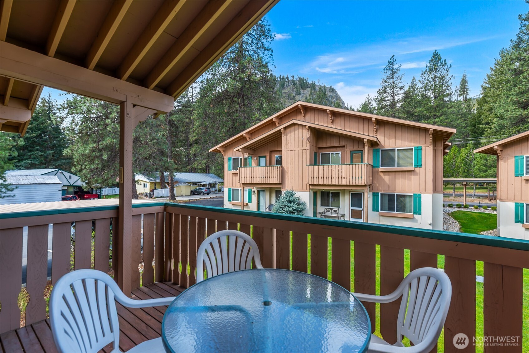 480 Alpine Place