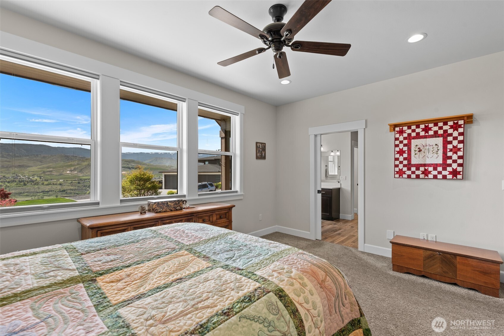 2741 SE Falcon View Drive