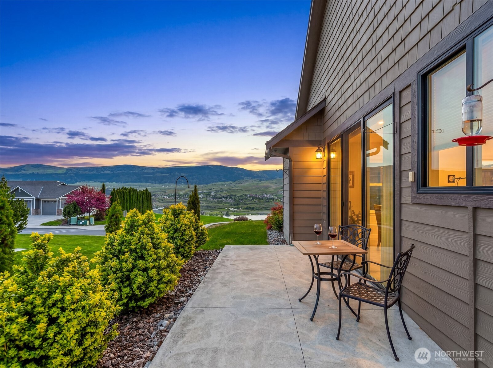2741 SE Falcon View Drive