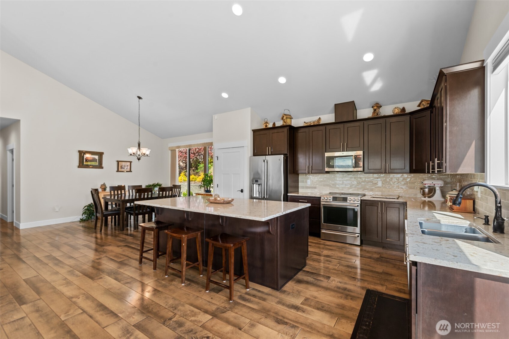 2741 SE Falcon View Drive
