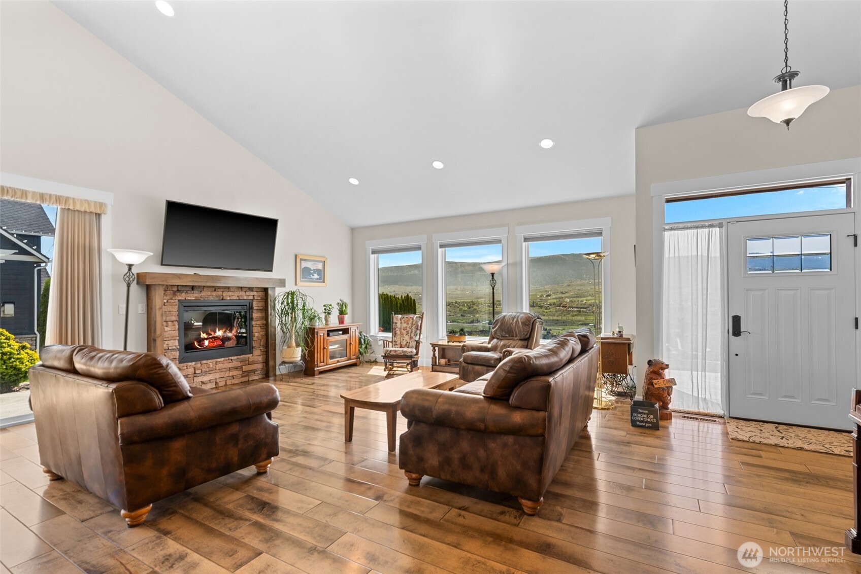 2741 SE Falcon View Drive