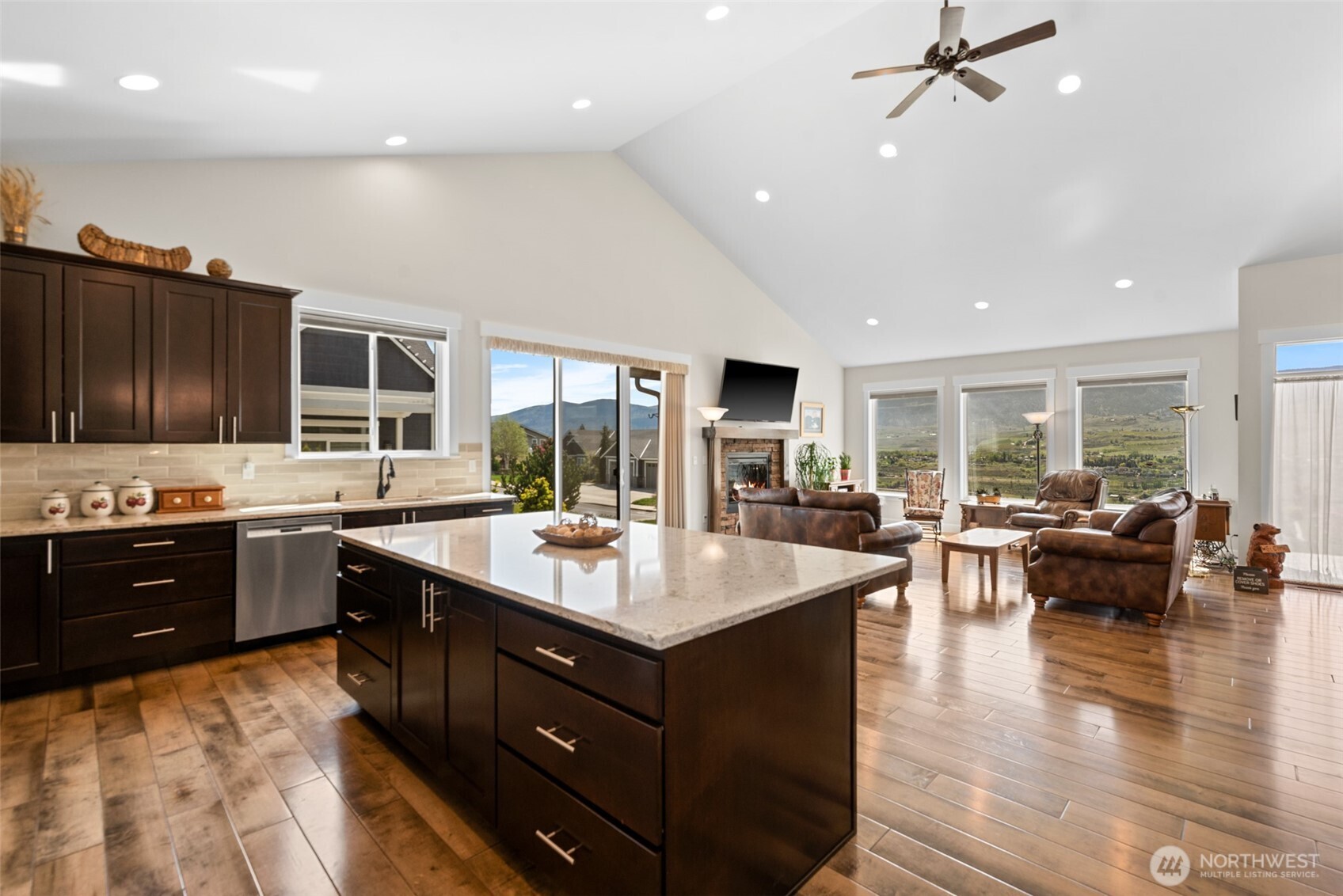 2741 SE Falcon View Drive