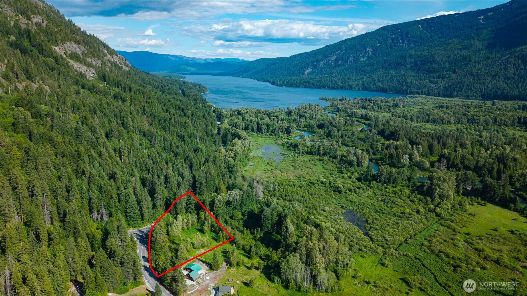 0 NNA Lake Wenatchee Highway