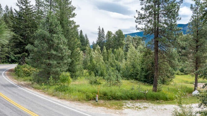 0 NNA Lake Wenatchee Highway