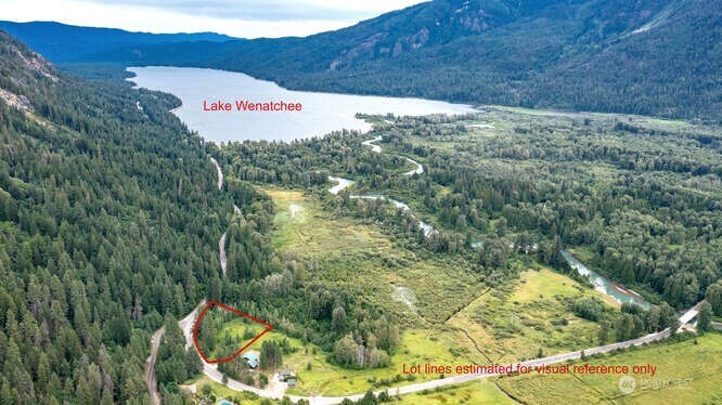0 NNA Lake Wenatchee Highway