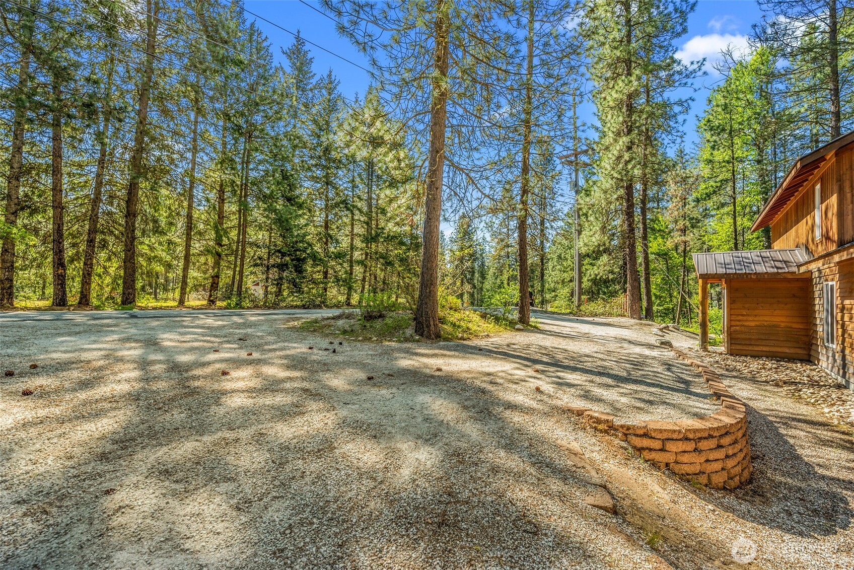 19000 River Road