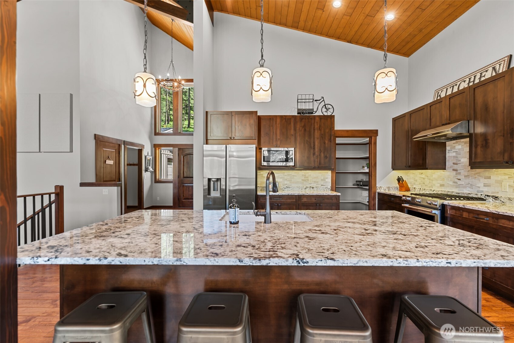 239 Foxridge Lane