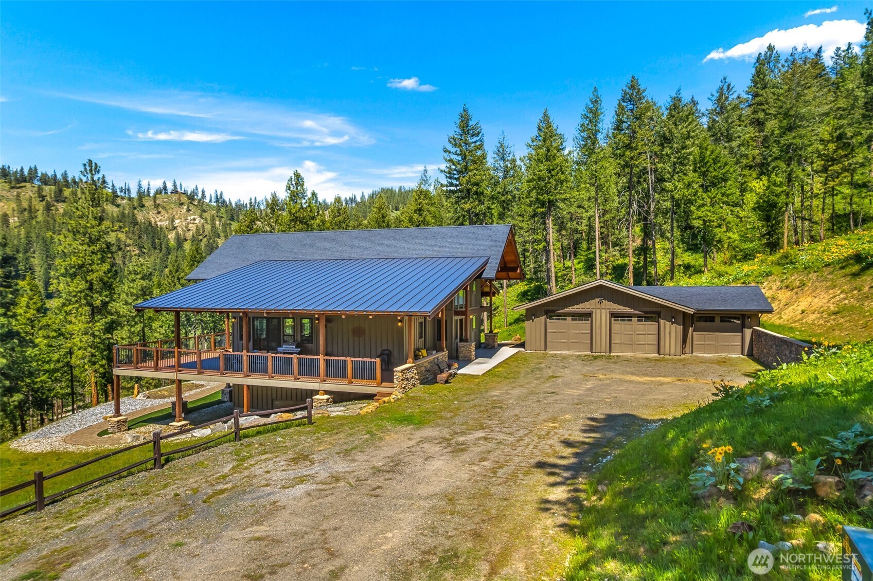 239 Foxridge Lane