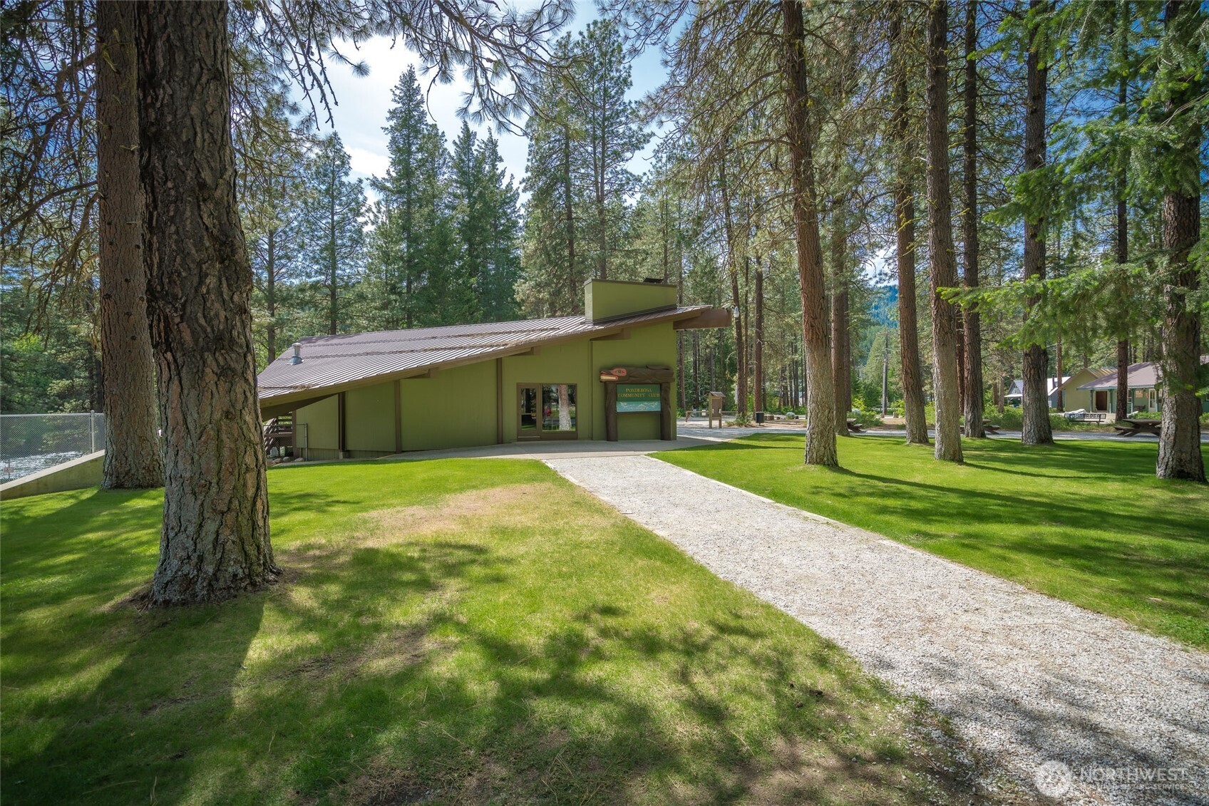 22401 Shetland Road