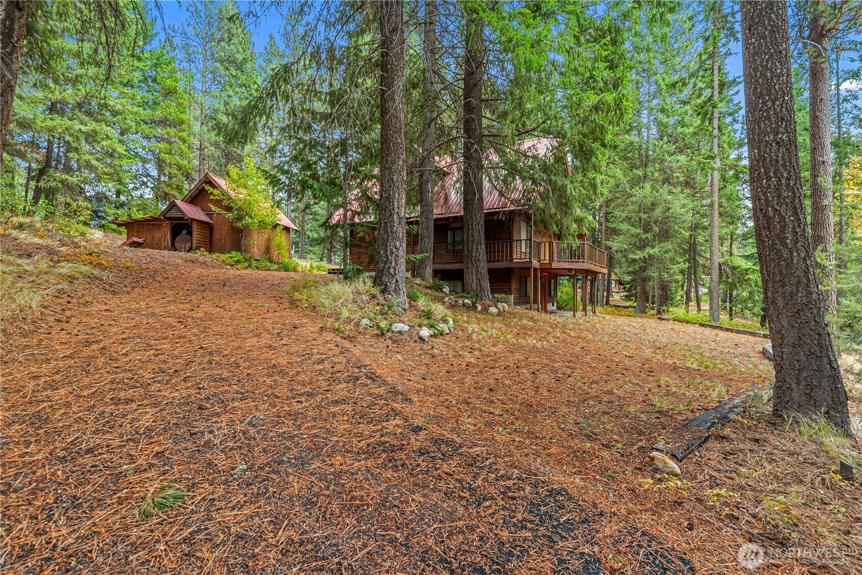 2471 Tamarack Crest Dr.