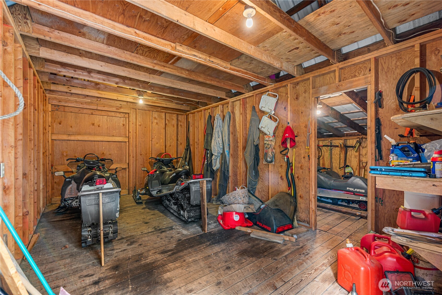 2471 Tamarack Crest Dr.