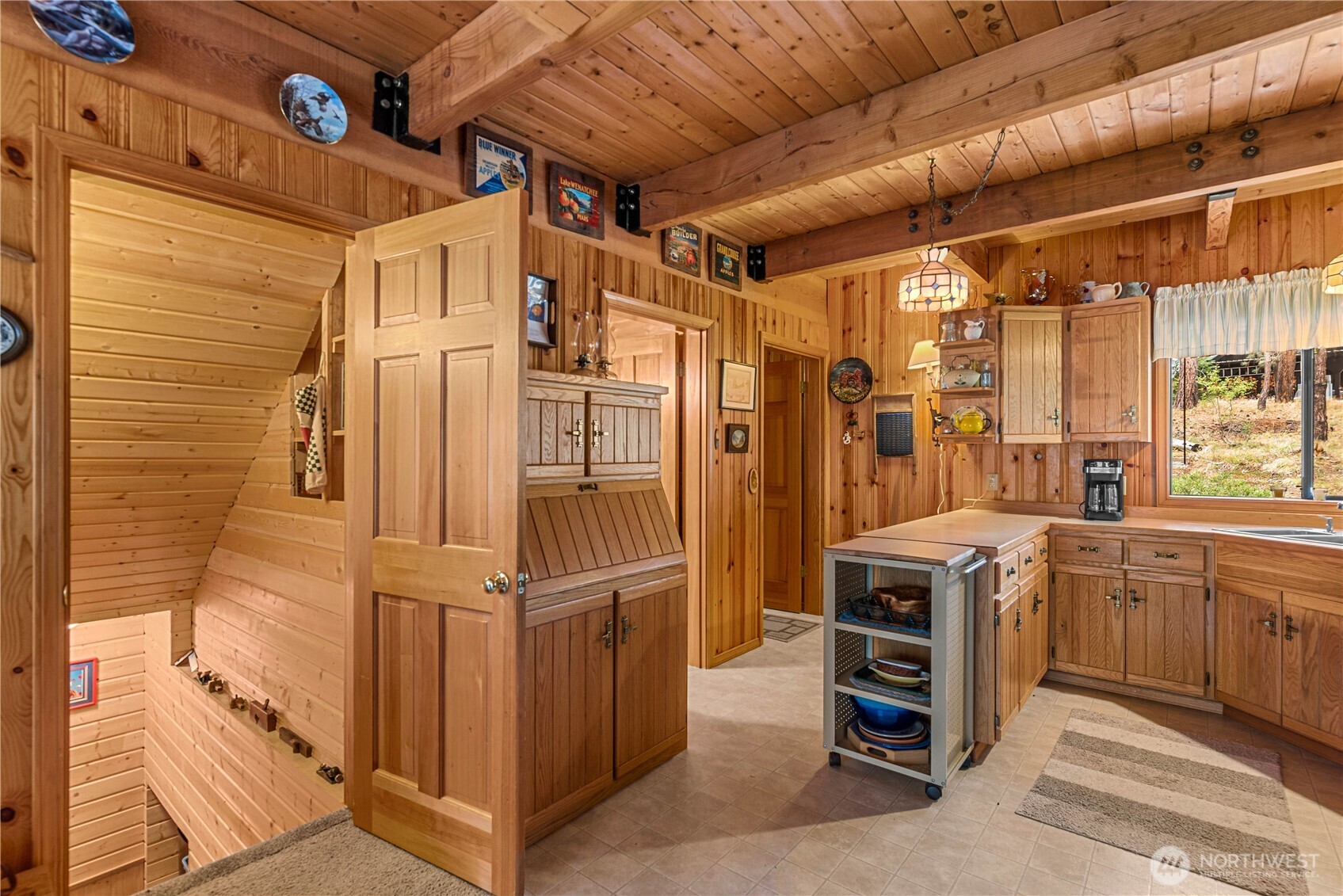 2471 Tamarack Crest Dr.