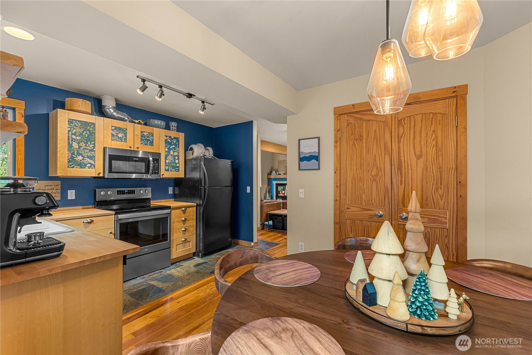 12267 Pine Ridge Drive