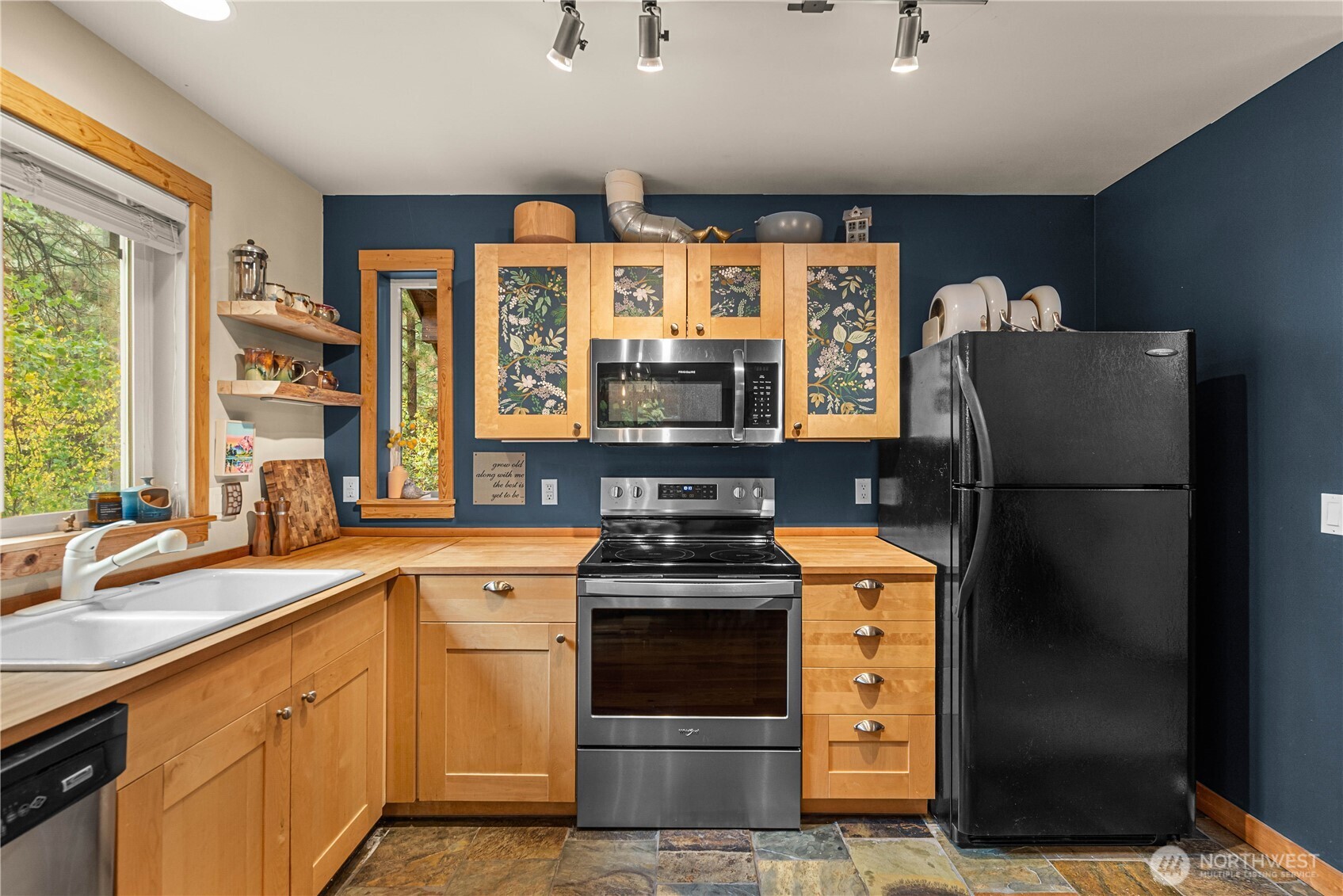 12267 Pine Ridge Drive