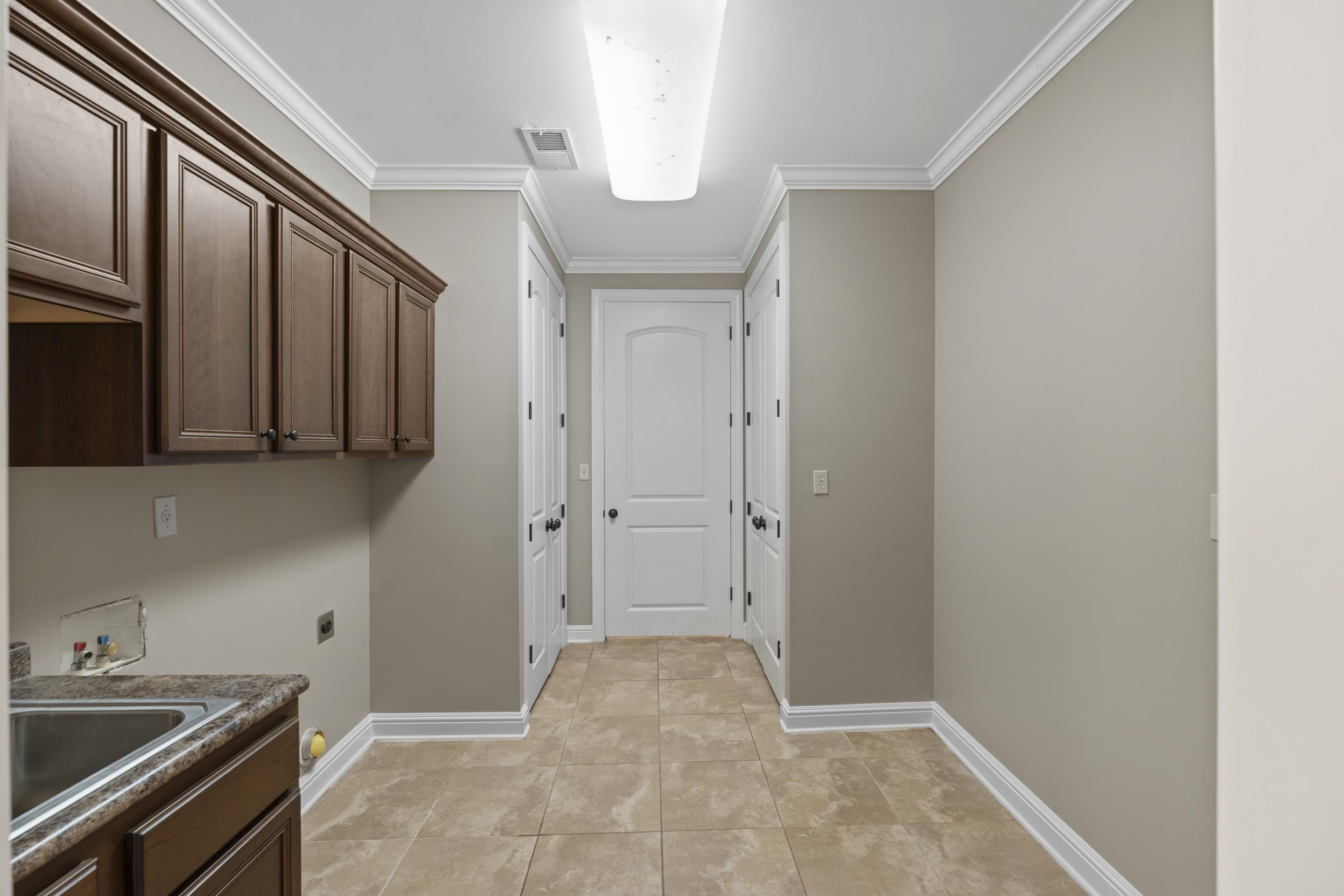 1460 SIDES DR
