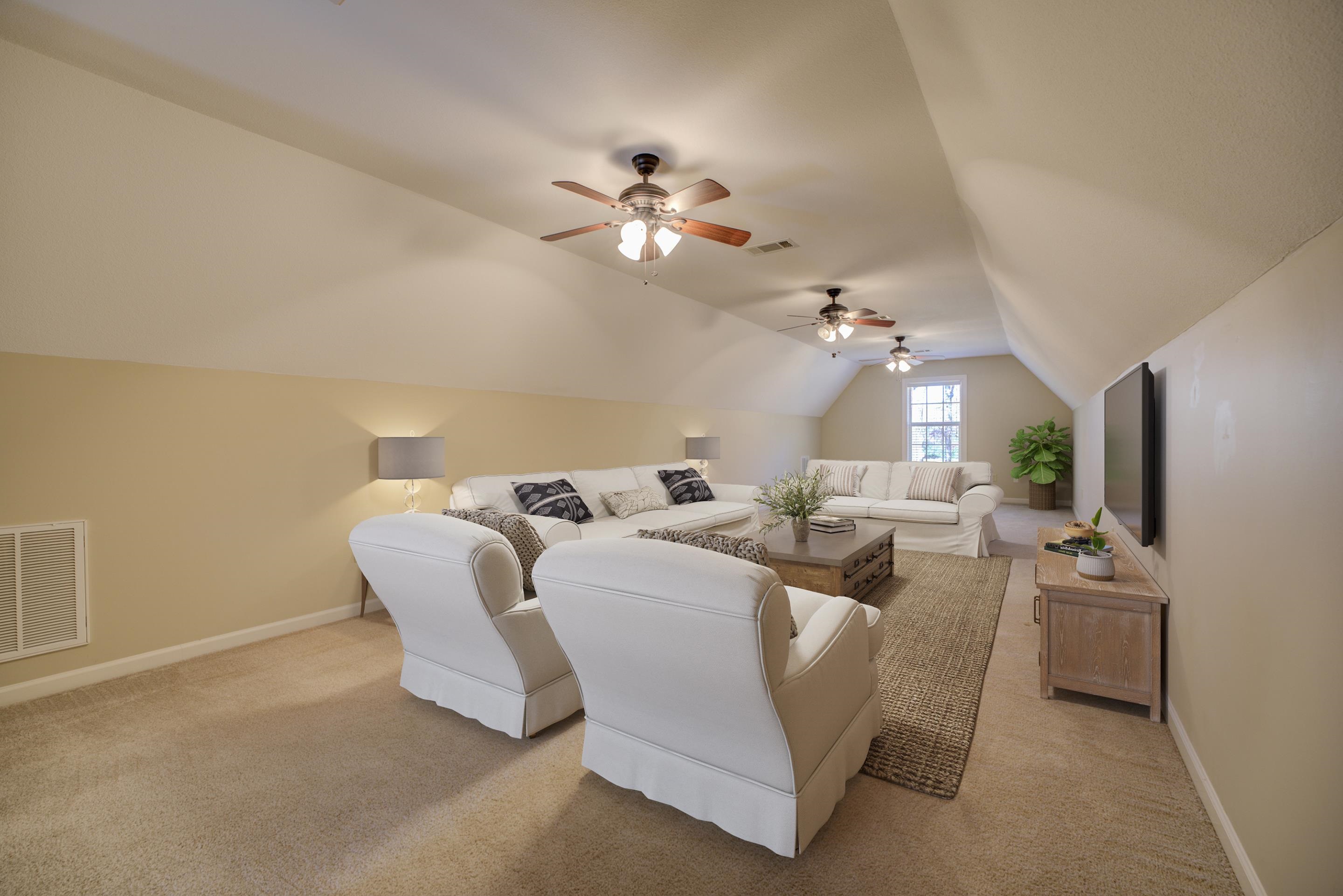 290 SELLERS DR