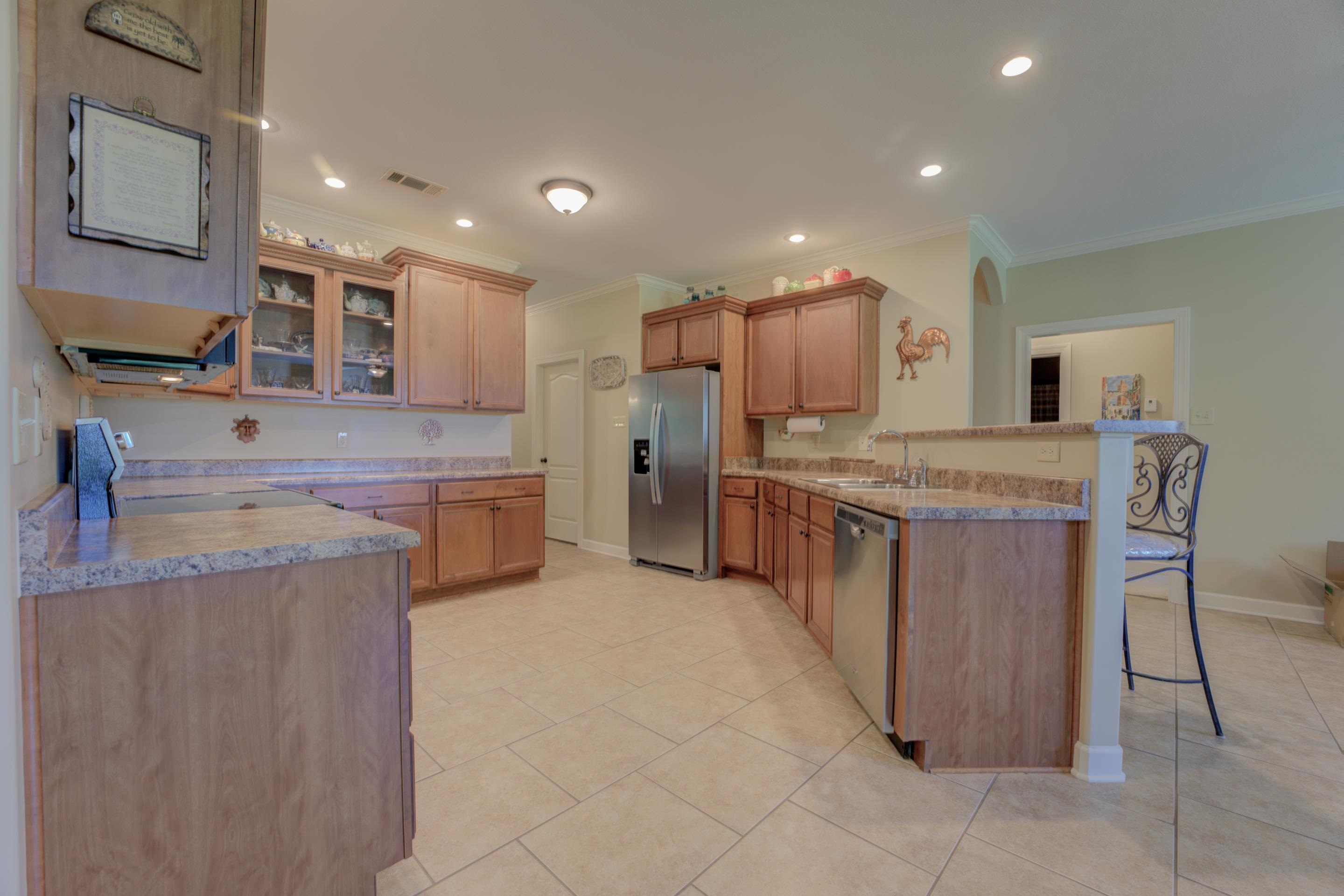 290 SELLERS DR