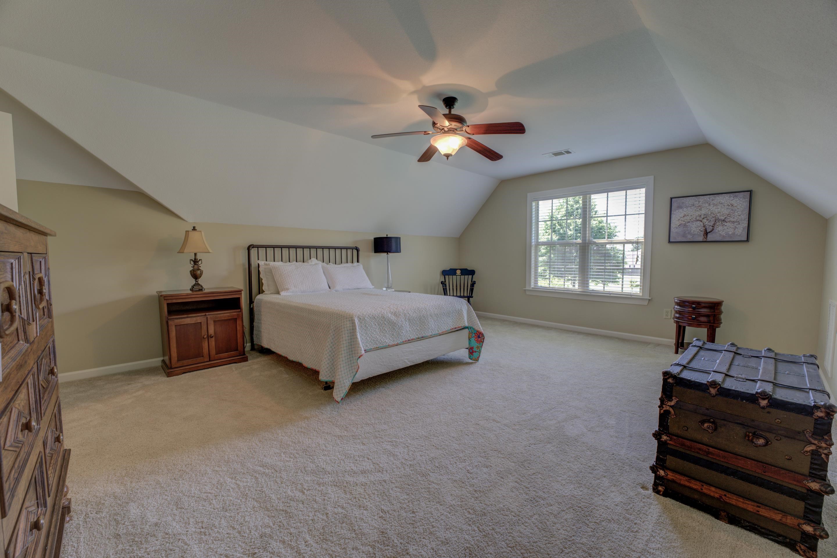 290 SELLERS DR