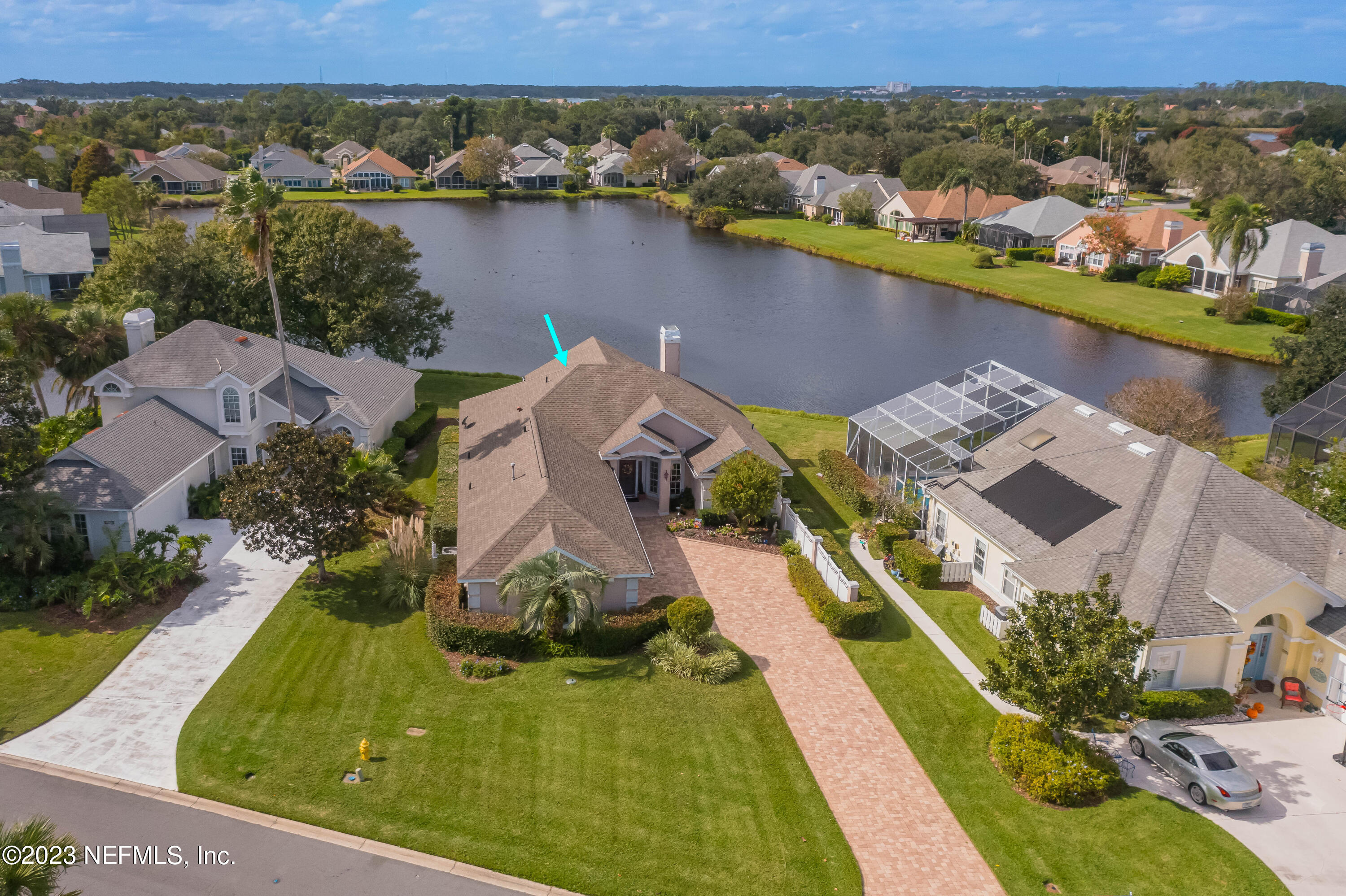 505 LAKEWAY Drive