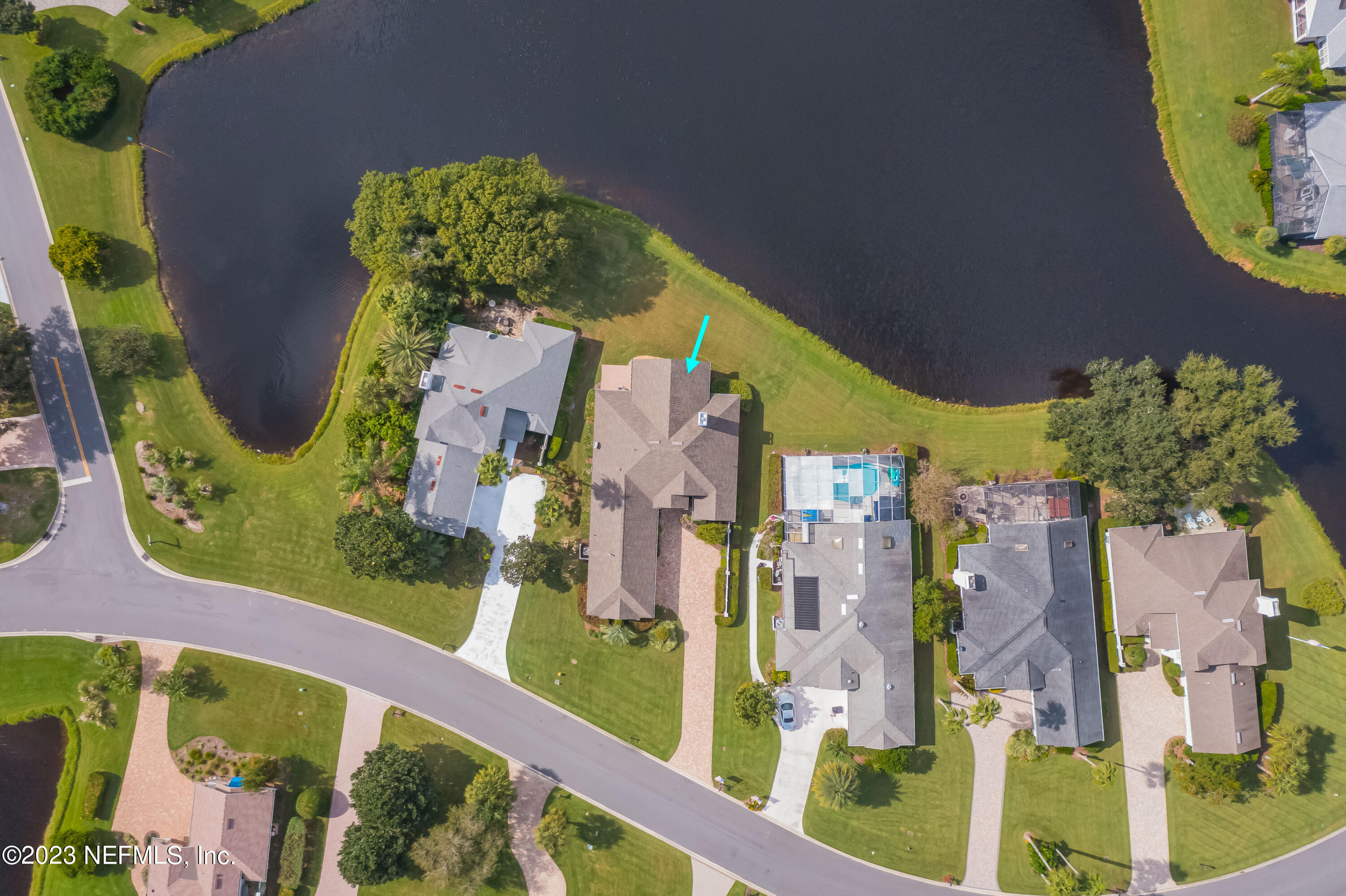 505 LAKEWAY Drive