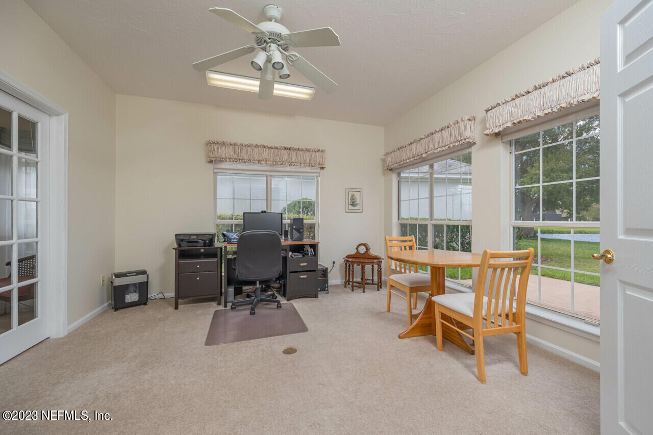 505 LAKEWAY Drive