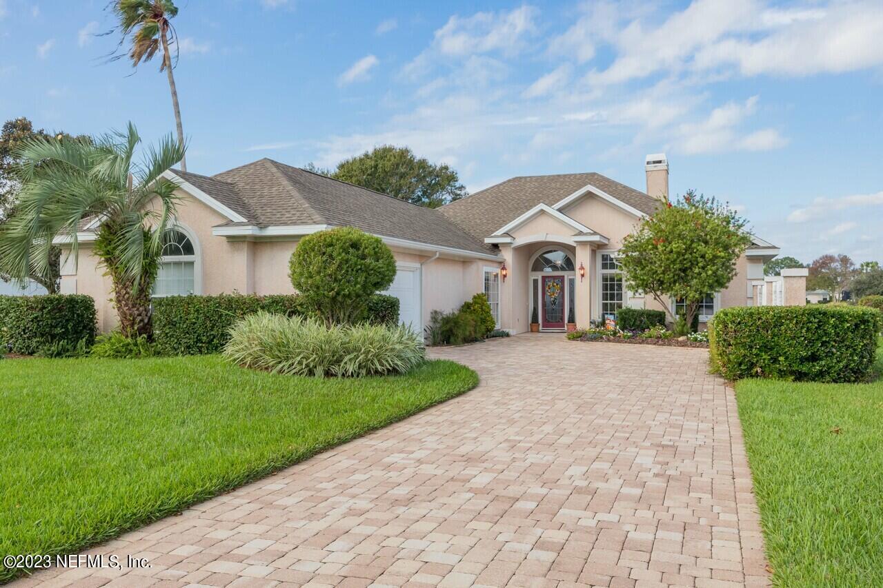 505 LAKEWAY Drive