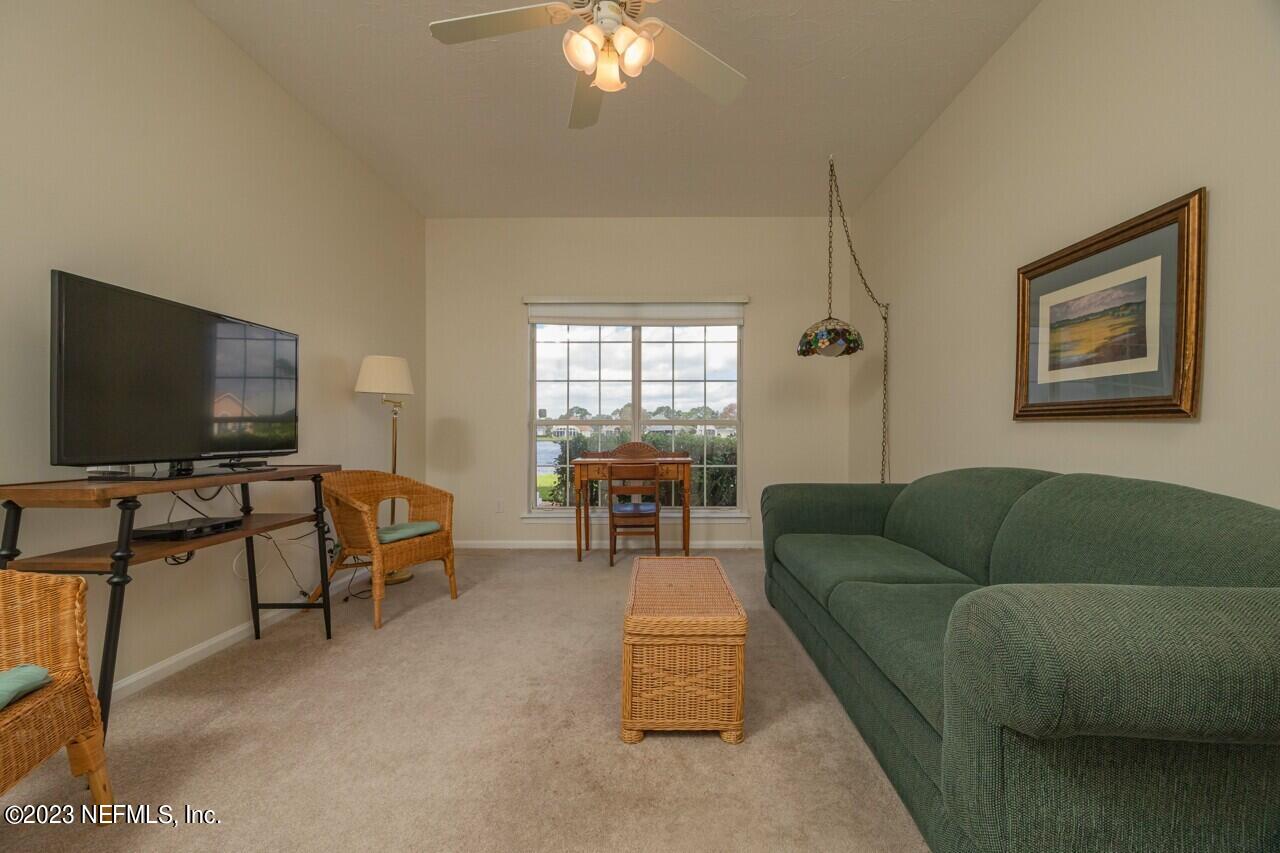 505 LAKEWAY Drive