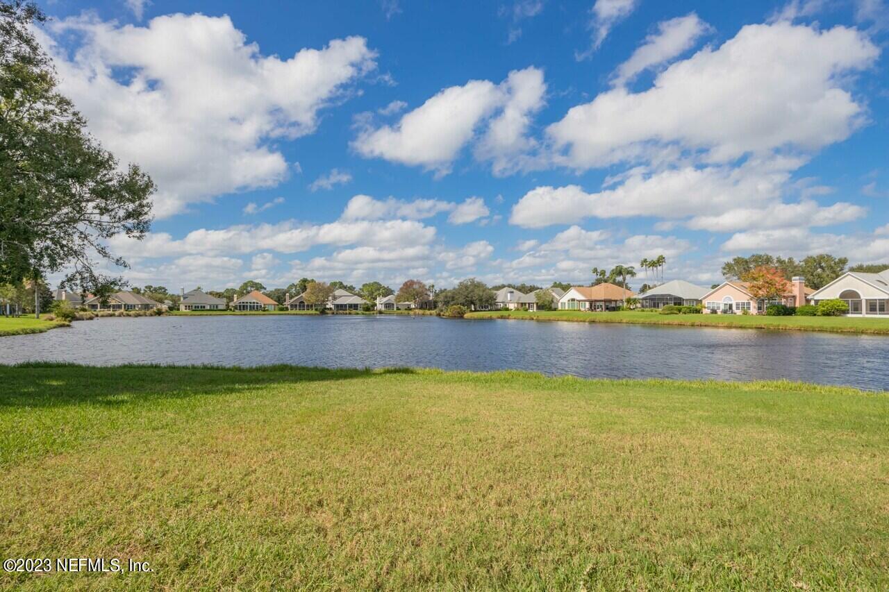 505 LAKEWAY Drive