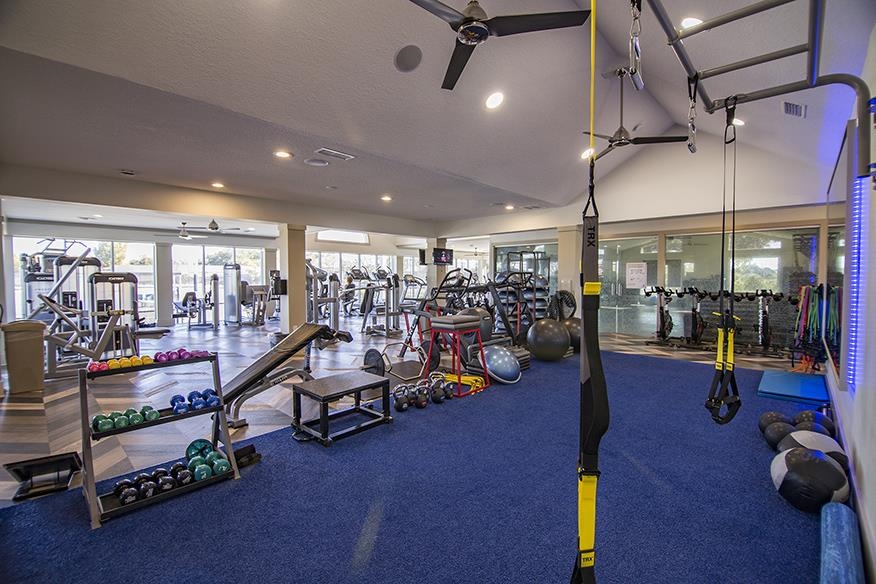 330 Fiddlers Point Dr