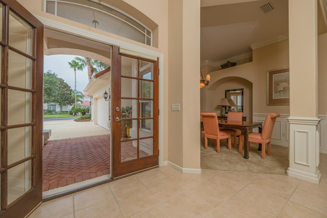 330 Fiddlers Point Dr