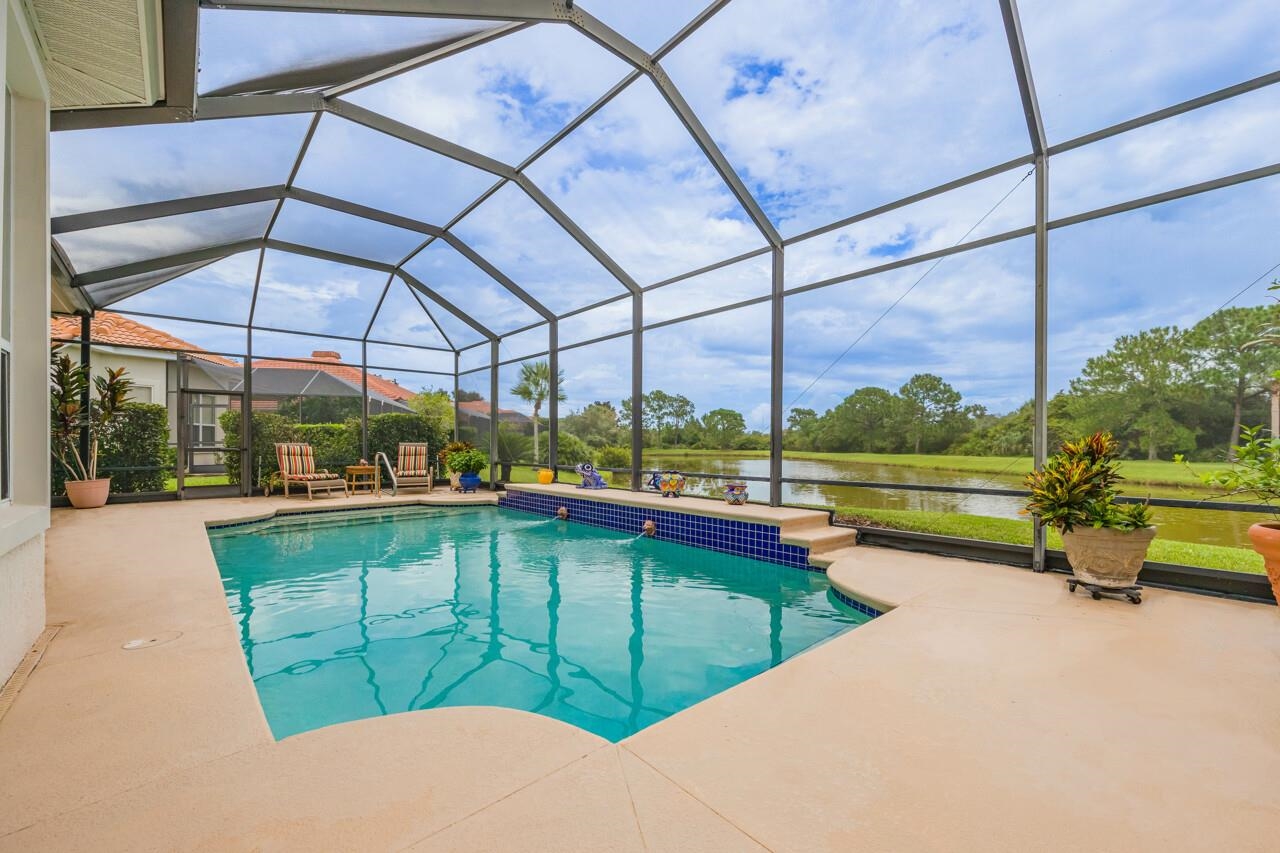330 Fiddlers Point Dr