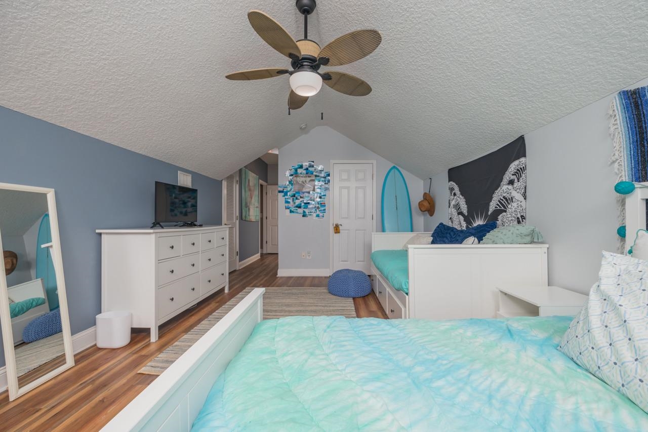 1300 Turtle Dunes Ct