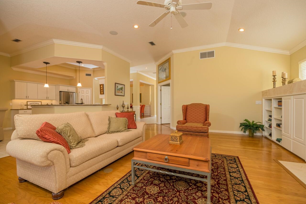 334 Marshside Dr. N.